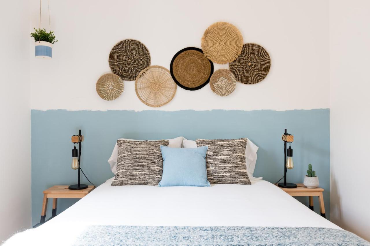 Feel Home In This Stunning Renovated Nest In Graca リスボン エクステリア 写真